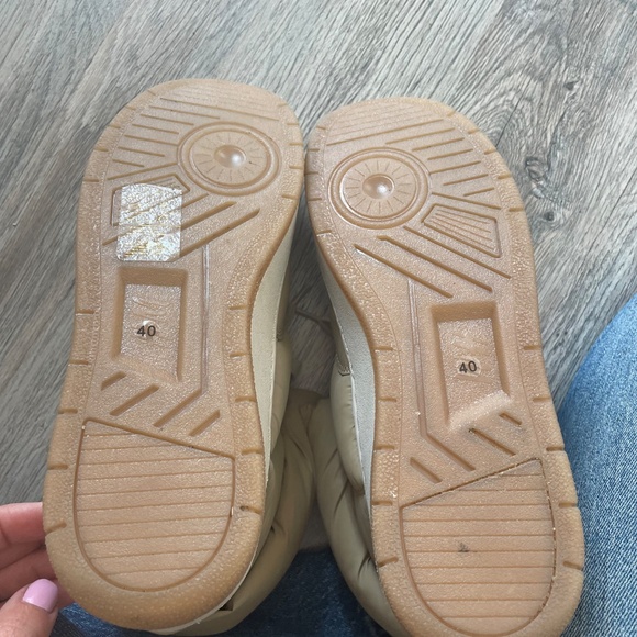 Puffer sneakers - Picture 4 of 5